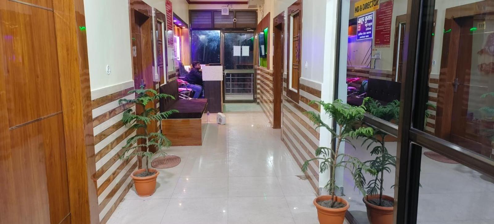 Hotel Shri Ram Bhavan Ayodhya Dış mekan fotoğraf